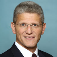 Michael Issaev, PEN Alumni